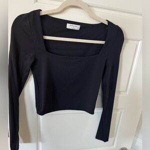 Babaton contour square neck